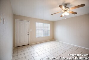 Foto del edificio - 1152 Misty Acres Dr