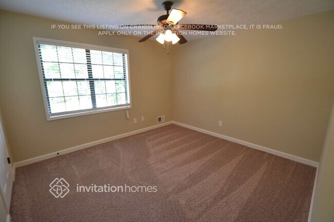 Foto del edificio - 3699 Ashley Woods Dr