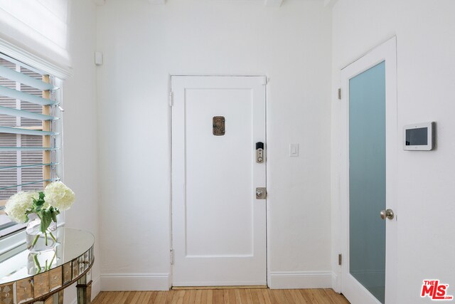 Building Photo - 1345 N Hayworth Ave