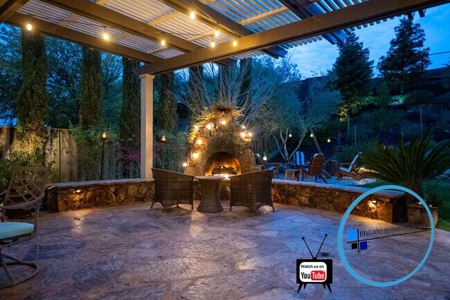 Building Photo - Benicia GORGEOUS Waters End home