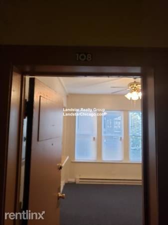 Building Photo - Studio, 1 bath Apartment - 4735 Malden