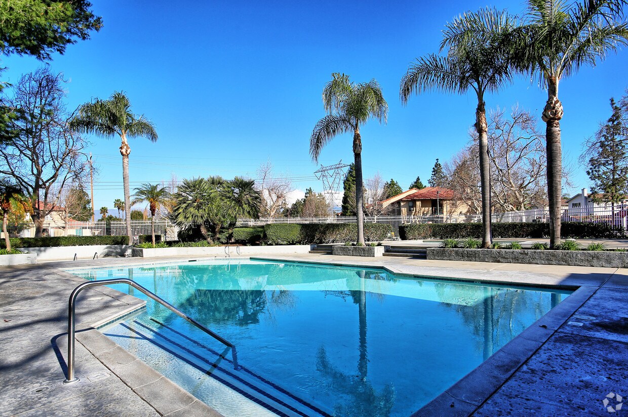 The Landing Apartments Ontario, CA