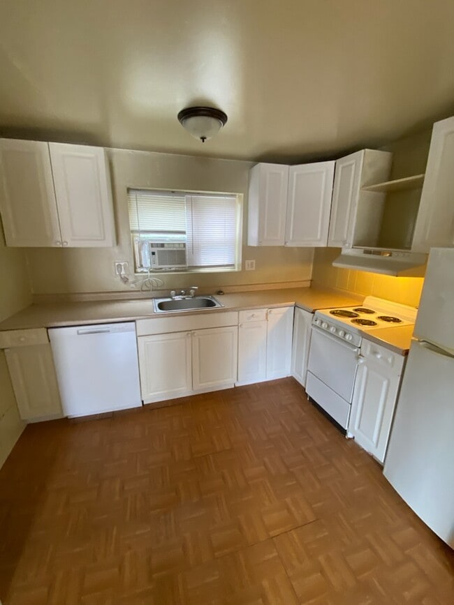 Building Photo - 1171 Grand Terrace Dr