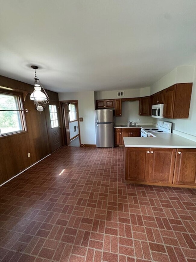 Foto del edificio - 8314 Sunny Ln