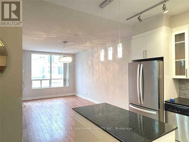 Photo du bâtiment - 37 Galleria Pkwy