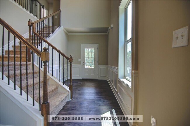 Building Photo - 7741 Silk Tree Pointe