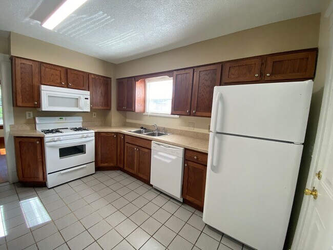 Building Photo - 131 Townsend