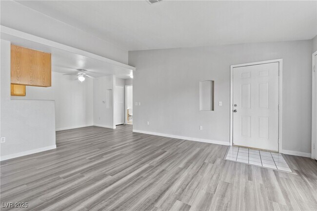 Foto del edificio - 4730 E Craig Rd
