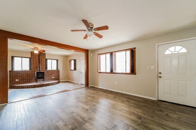 Building Photo - Beautiful 3 Bedroom Home in Jackson!