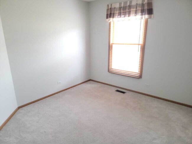 Foto del edificio - 1871 Fox Run Dr