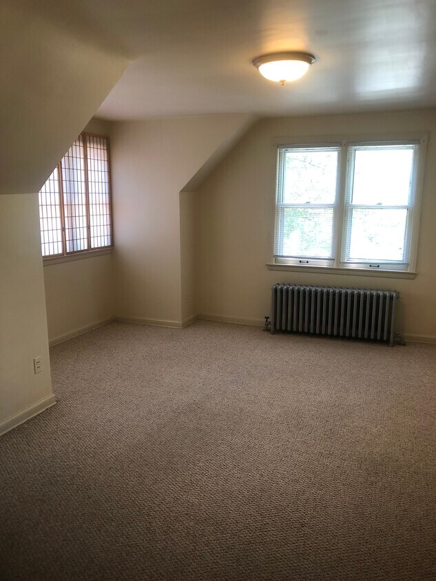Primary Photo - 2345 2nd St