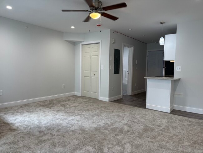 Foto del edificio - 1085 Whalley Ave