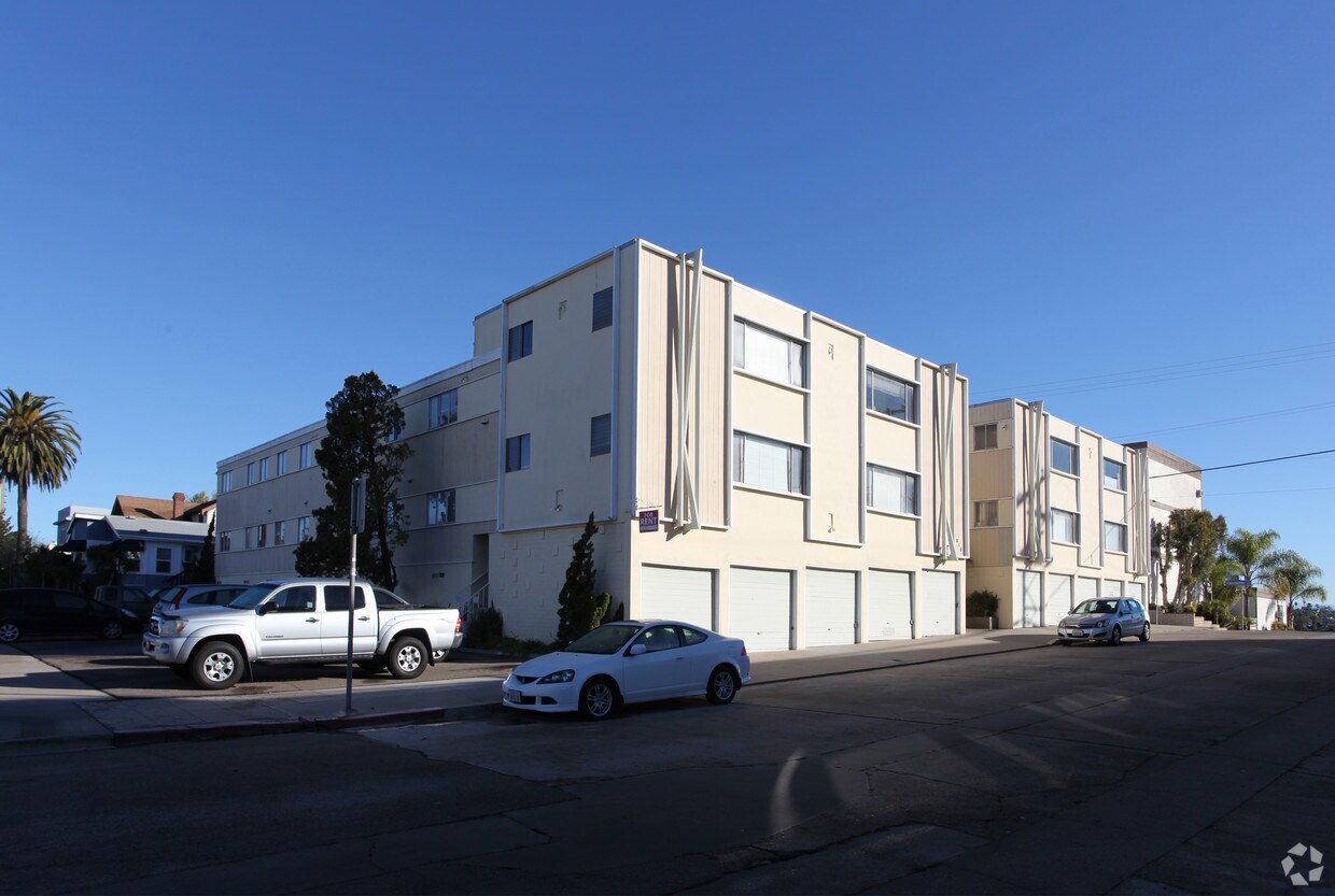1810 Cypress, ¡alejado - 1810 Cypress Ave