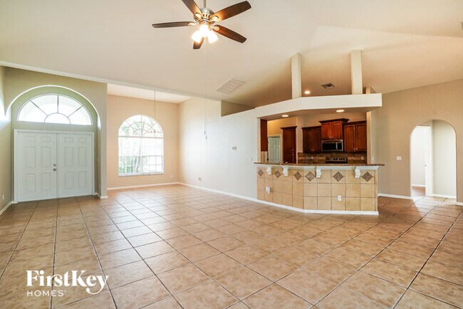 Foto del edificio - 3720 SW 16th Pl