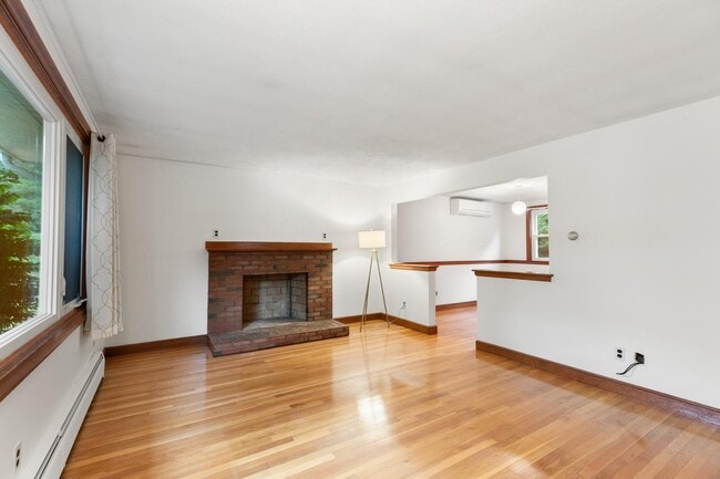 Living Room - 10 Cedar Ridge Dr