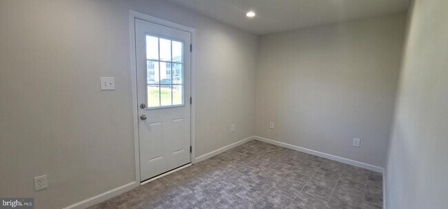 Foto del edificio - 67 Wiggles Ct