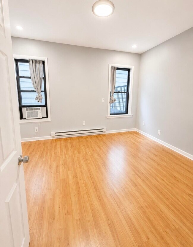 Foto del edificio - 580 Summit Ave