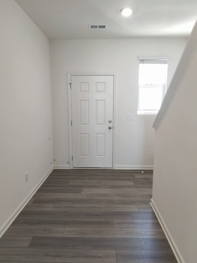 Foto del edificio - 306 Penn Sta Wy