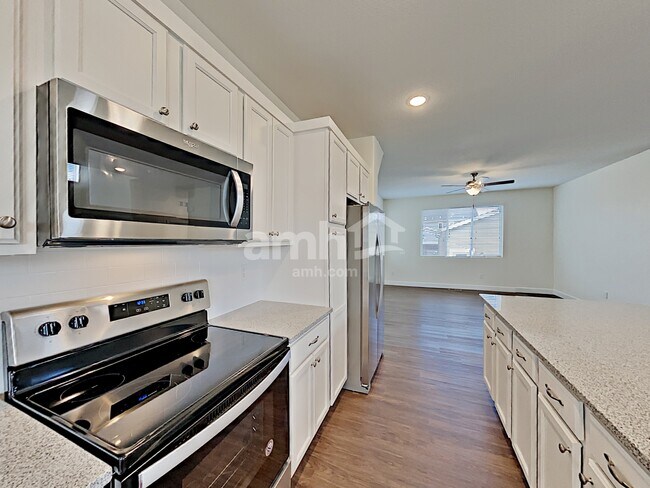 Building Photo - 4763 Crestone Peak Street