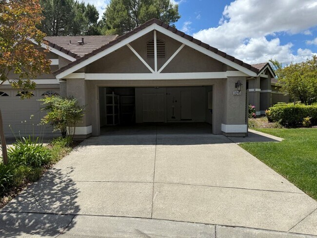 Foto del edificio - Gated Unique Remodeled 3 Bedroom w/ Golf Course Views in Rancho Solano