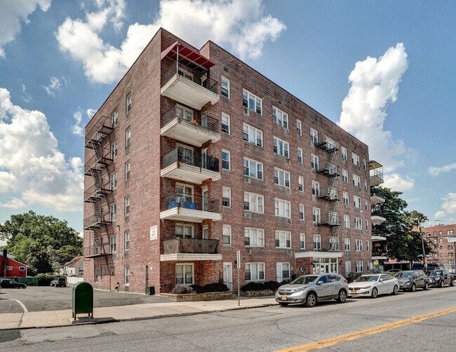 675 McLean Ave Unit 1H, Yonkers, NY 10704 675 McLean Ave Yonkers, NY