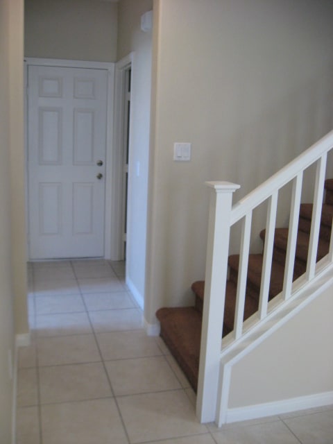 Building Photo - Beautiful, Spacious Four Bedroom + Loft Ho...