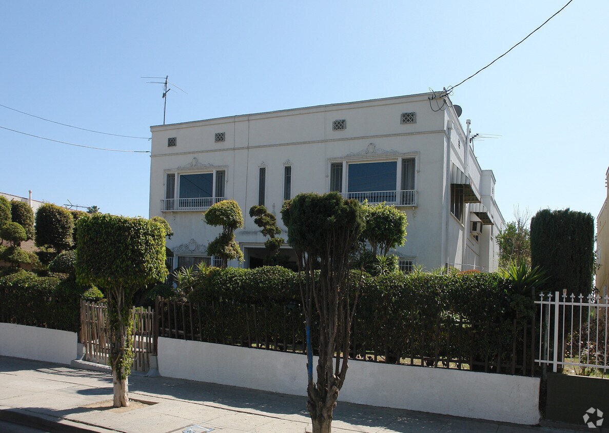 Foto del edificio - 4425 E Burns Ave