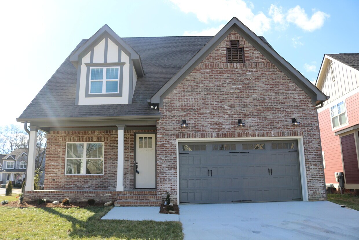 Primary Photo - 8360 Glenshire Ln