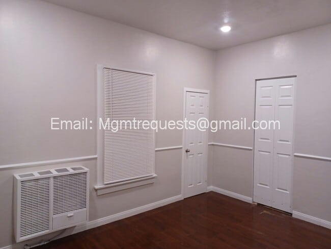 Photo - 3343 Lime St Apartment