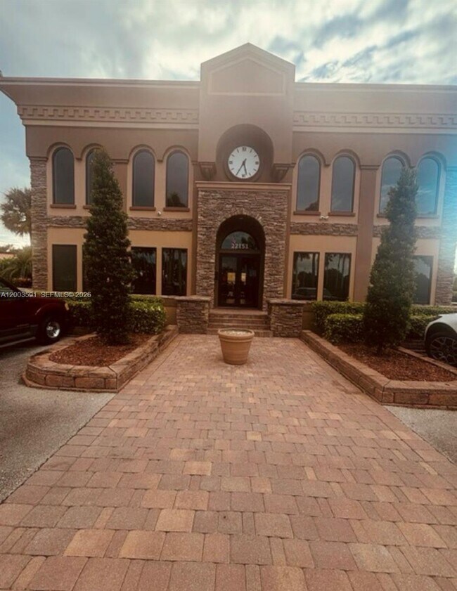 Foto del edificio - 12149 Quilting Ln