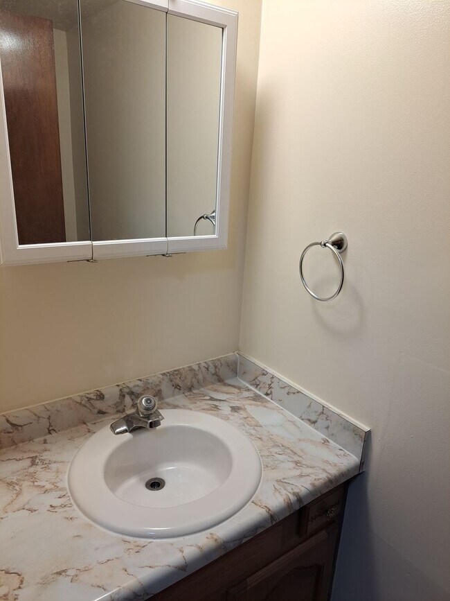 Foto del edificio - 2 BR Townhouse near Purdue Fort Wayne