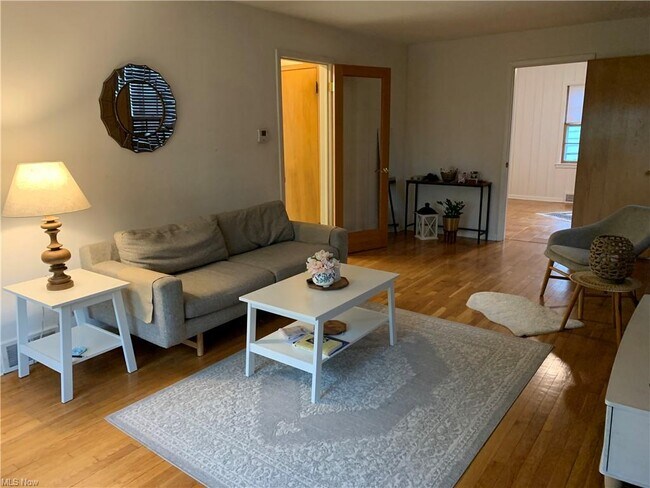 Foto del edificio - 3317 Warrington Rd