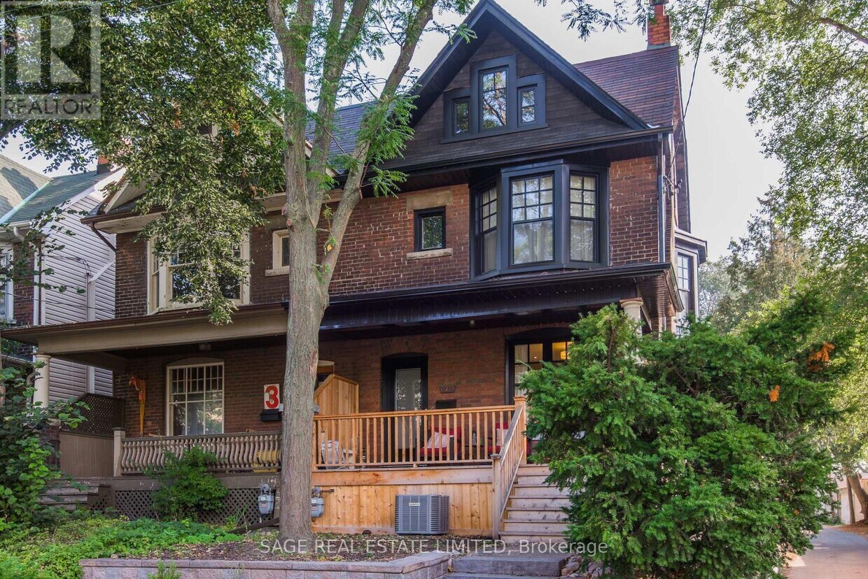Primary Photo - 1 Prust Ave