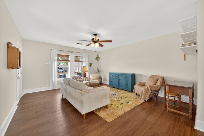 Foto del edificio - 5610 Truett St