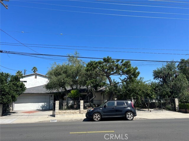 Foto del edificio - 8853 Longden Ave