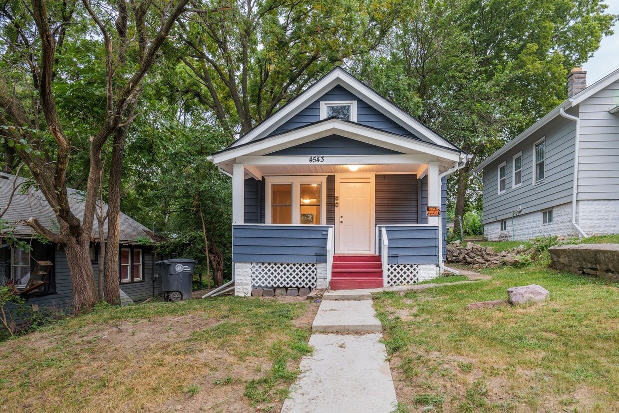 Fully Renovated 2BD/1BA – Modern Upgrades ... - Fully Renovated 2BD/1BA – Modern Upgrades ...