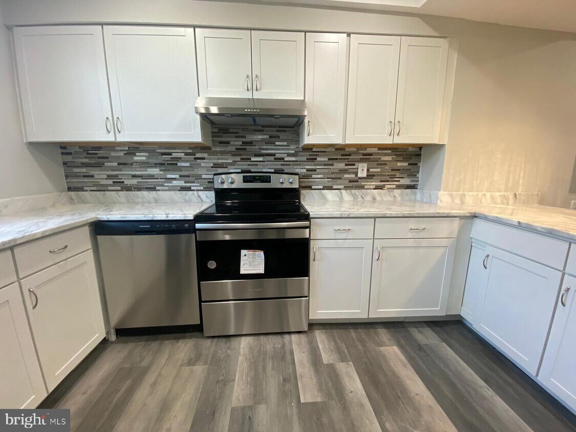 2750 Wilkens Ave, Baltimore, MD 21223 Townhome Rentals in Baltimore