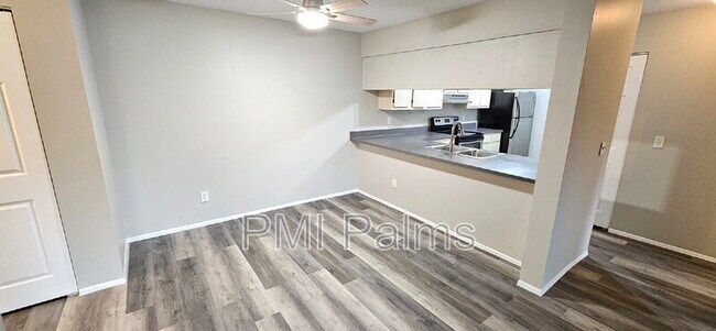 Foto del edificio - 604 Kenwick Cir