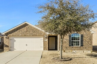 Building Photo - 157 Aaron St