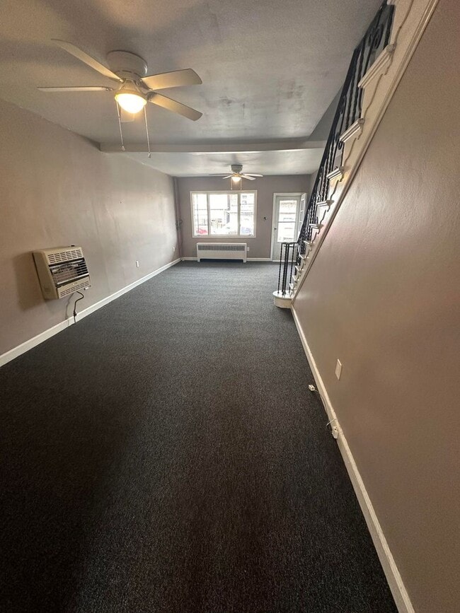 Foto del edificio - 3 bed, 1 bath apartment in lansfod