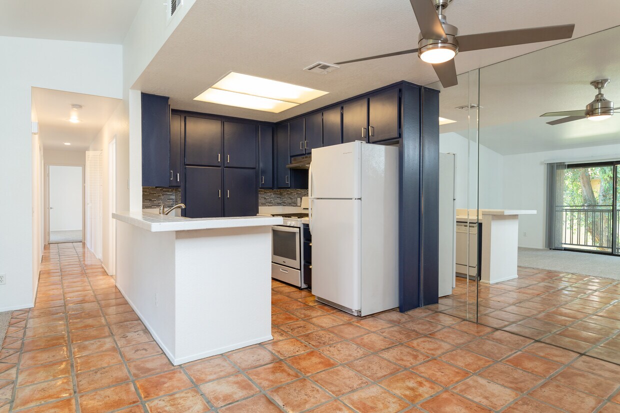 31200 Landau Blvd Unit 1408, Cathedral City, CA 92234 Condo for Rent