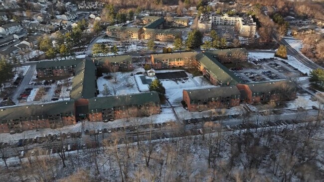  - Pebblebrook - Heat, Water and Gas Included!