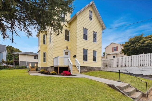 Building Photo - 108 Tremont St