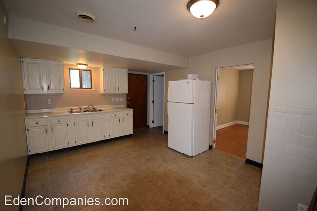Building Photo - 2 br, 1 bath House - 727 Golfview Drive