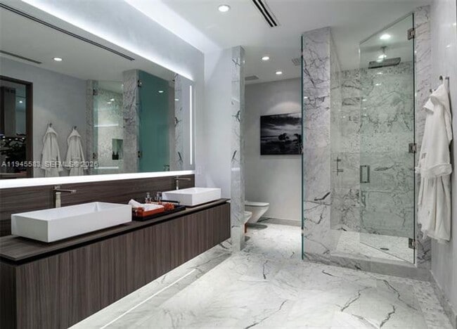 Photo - 1000 Brickell Plaza Apartment