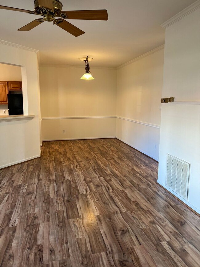 Foto del edificio - 668 Gateway Dr SE