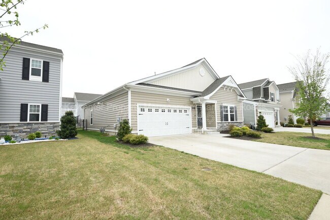 Foto del edificio - 126 Peck Ln