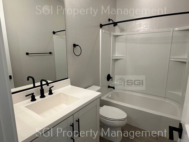 Foto del edificio - Luxury 4 bedroom property