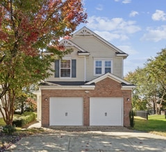 Building Photo - 805 Roni Ct
