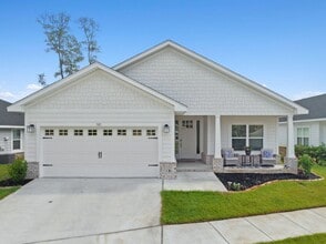 585 Riverwalk Cir